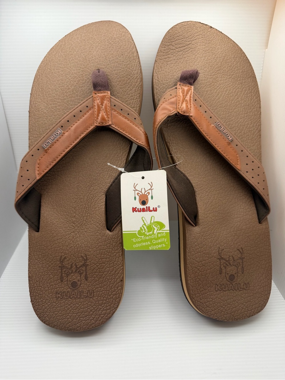 KuaiLu Men’s Yoga Mat Faux Leather Flip Flop Sandals with Arch Support